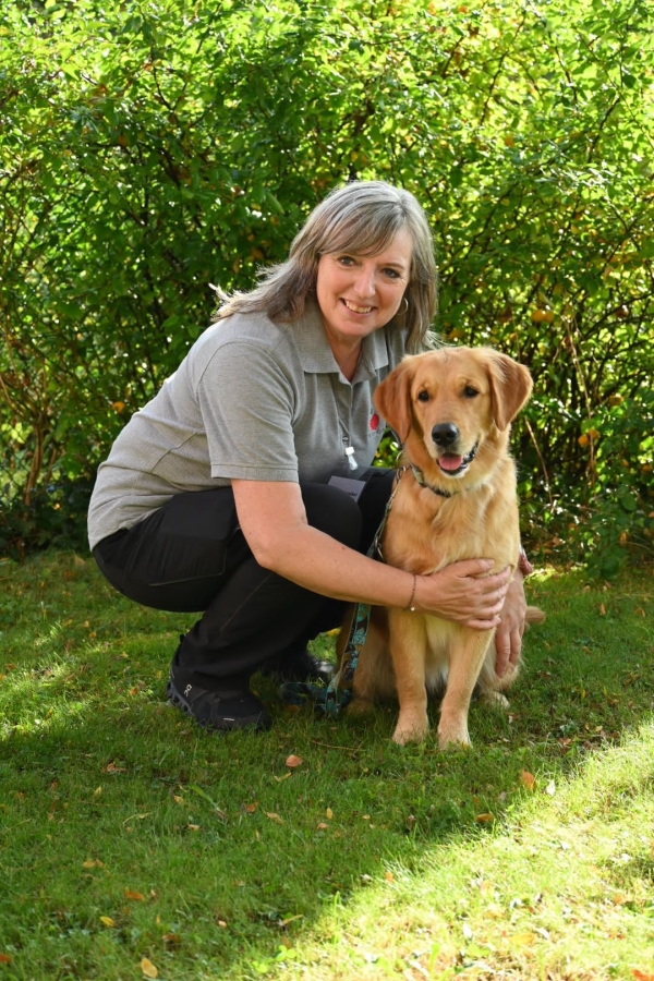 Gabi mit Herzens-Hund Nayla